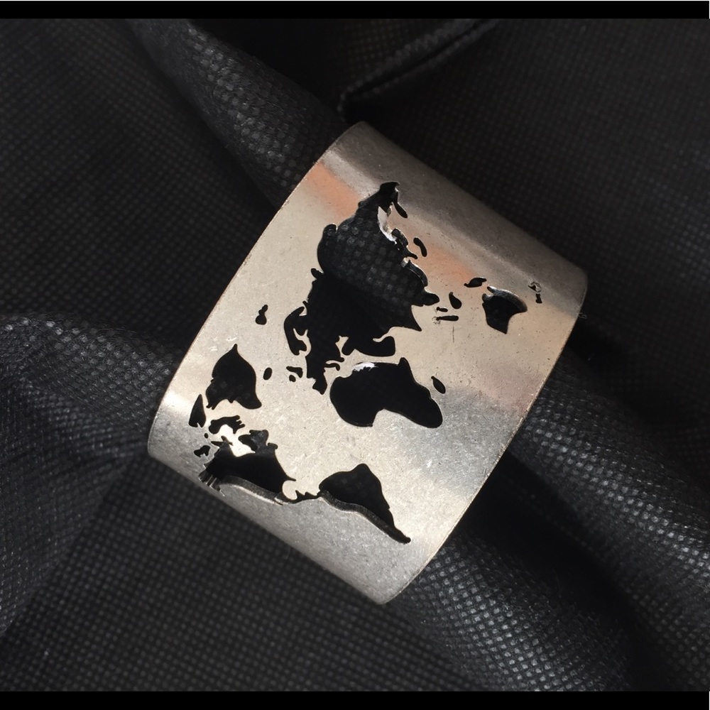 🎁WORLD MAP CUFF🎁GREAT Stocking STUFFER🎁